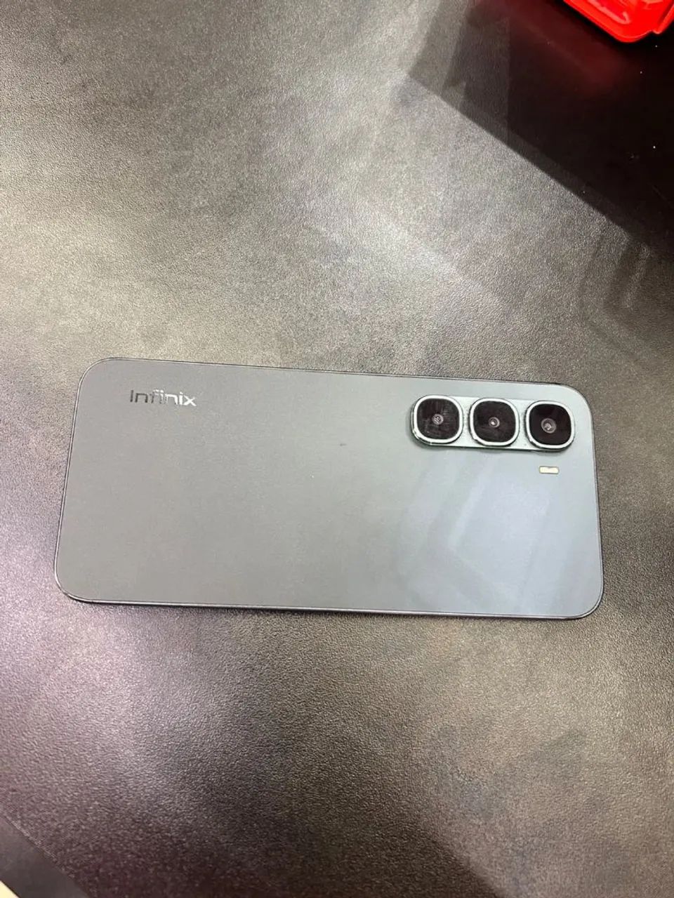 Vendo , todo funcional com caixa e carregador . - Foto 2