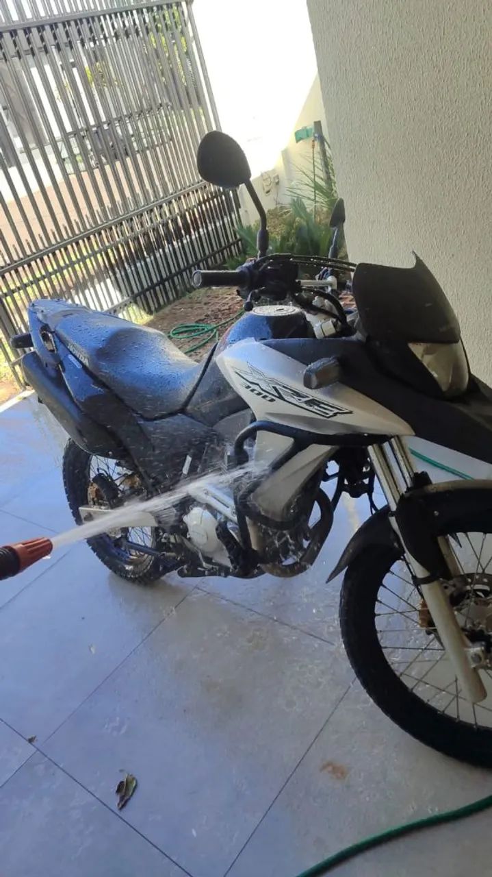 XRE 300