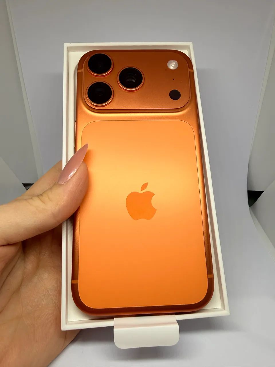 17 PRO ORANGE 256gb - Foto 2