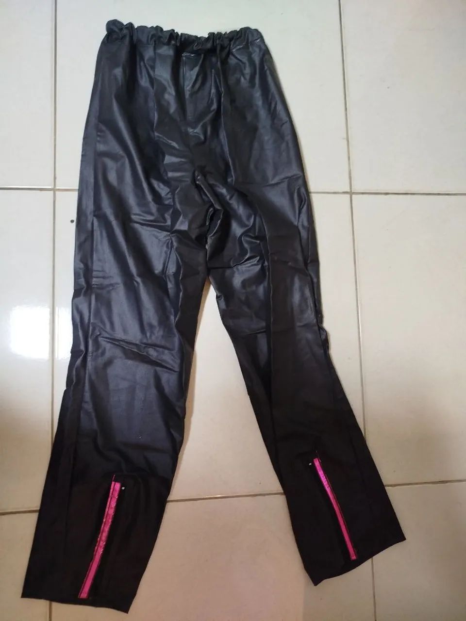 Vendo capa de chuva para moto feminina alba