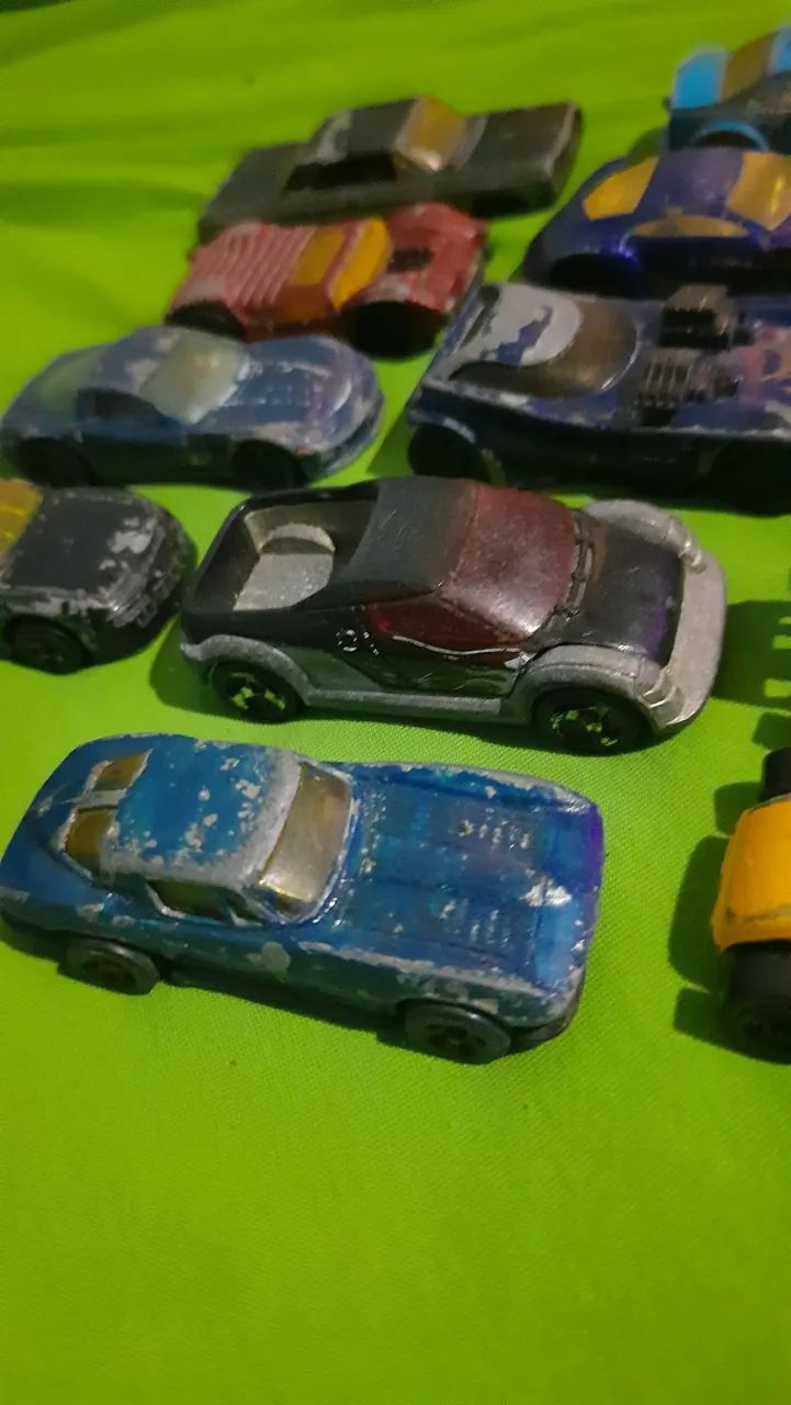 Carrinhos hotwheels usados anos 90 e 2000 - Foto 5