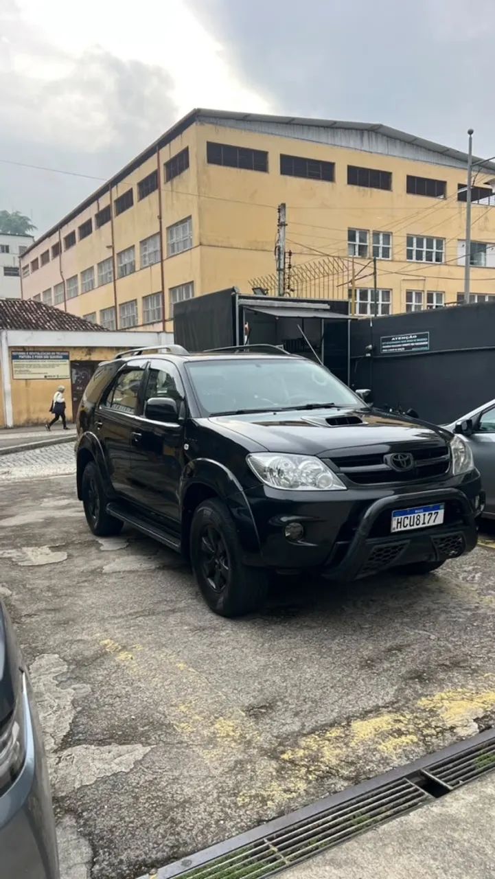 Toyota Hilux CD SRV D4-D 4X4 3.0 TDI DIES 2006