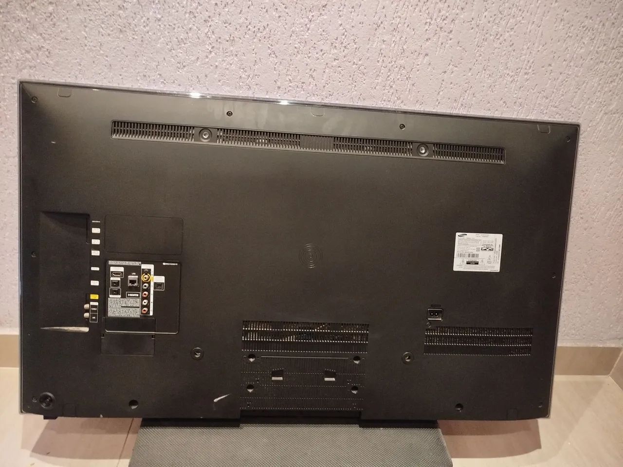 Vende-se TV SAMSUNG 46 POLEGADAS  - Foto 3