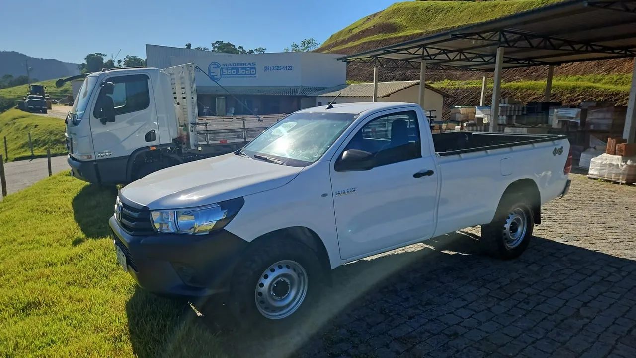 Toyota Hilux 2024