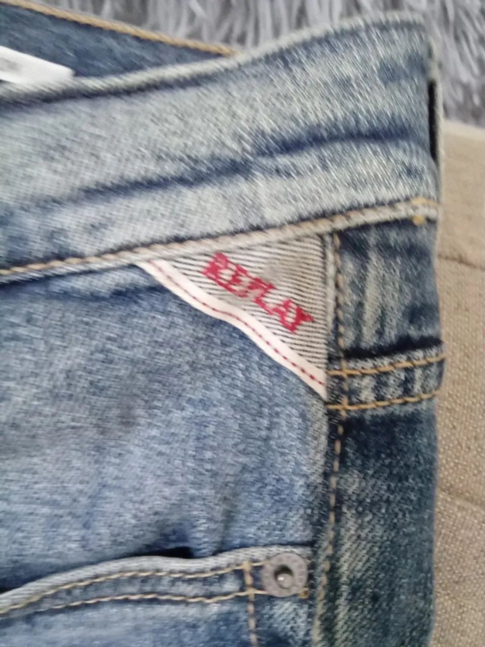 Bermuda Jeans Replay Tam. 42 - Foto 2