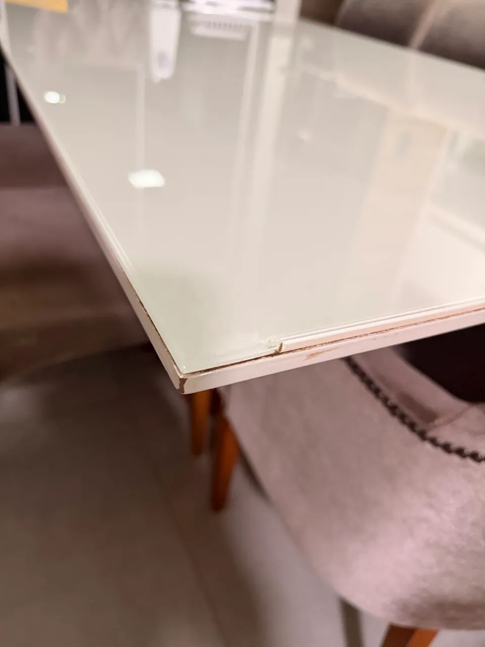 Mesa de Jantar com 6 cadeiras 