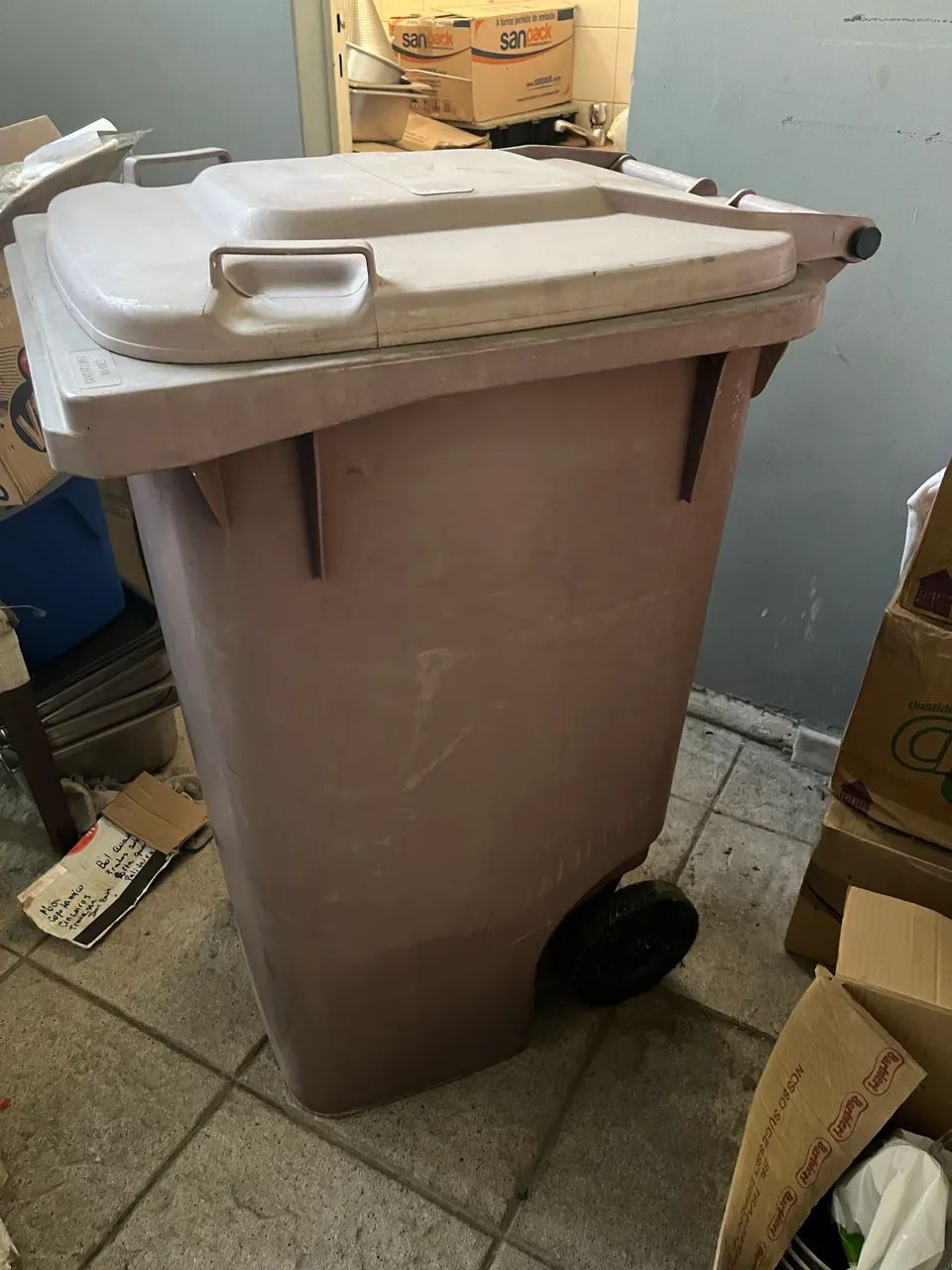 Container de Lixo 240 L