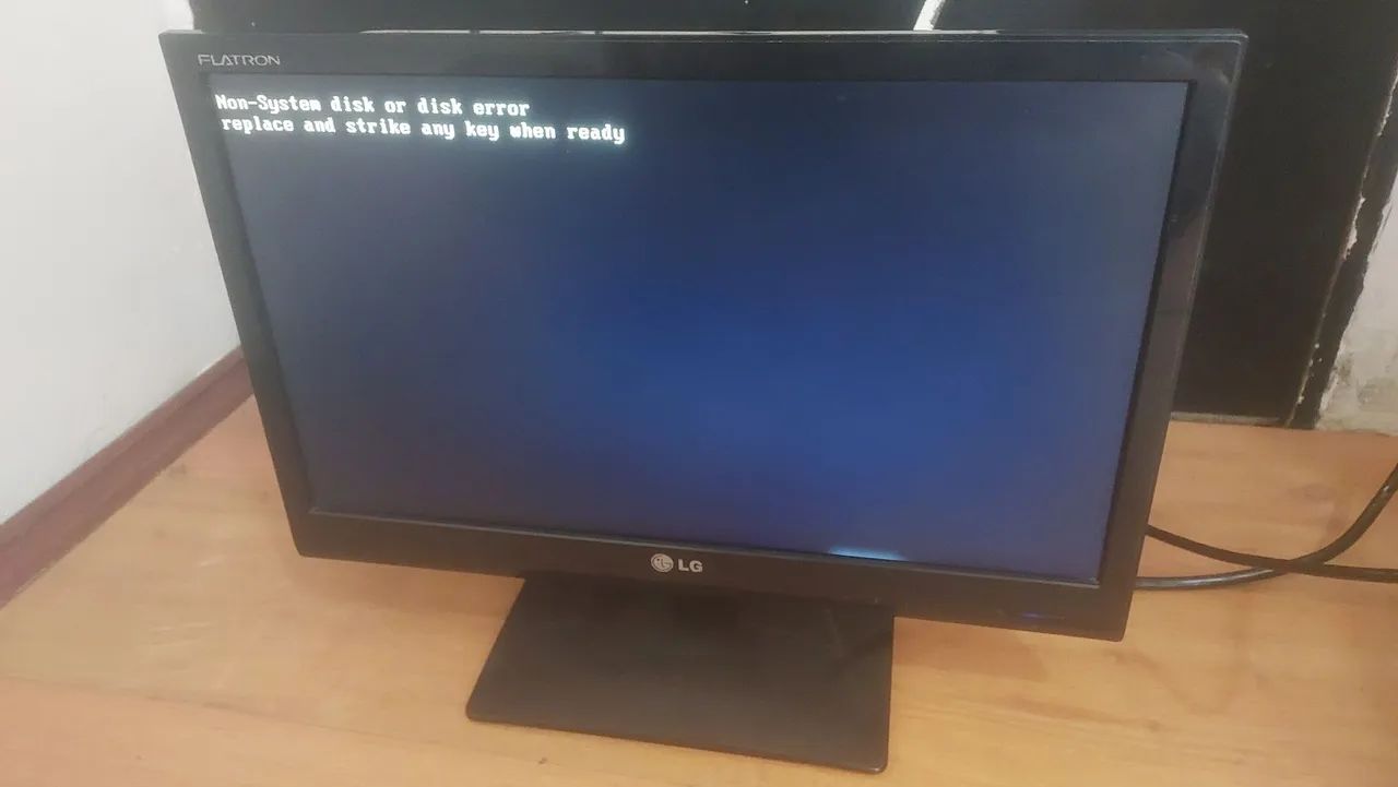 Monitor LG Flatron E1941-S 18,5" - Foto 2
