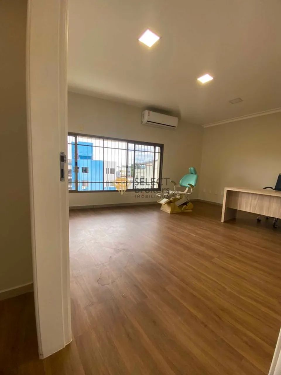 Alugo Sala Comercial no Bairro Vila Nova 35m2 - Foto 2