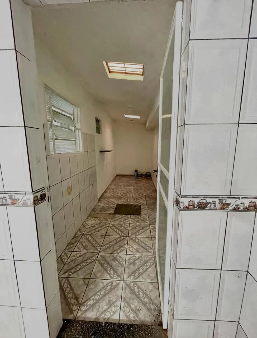 P68-CASA Á VENDA EM LAPINHA 