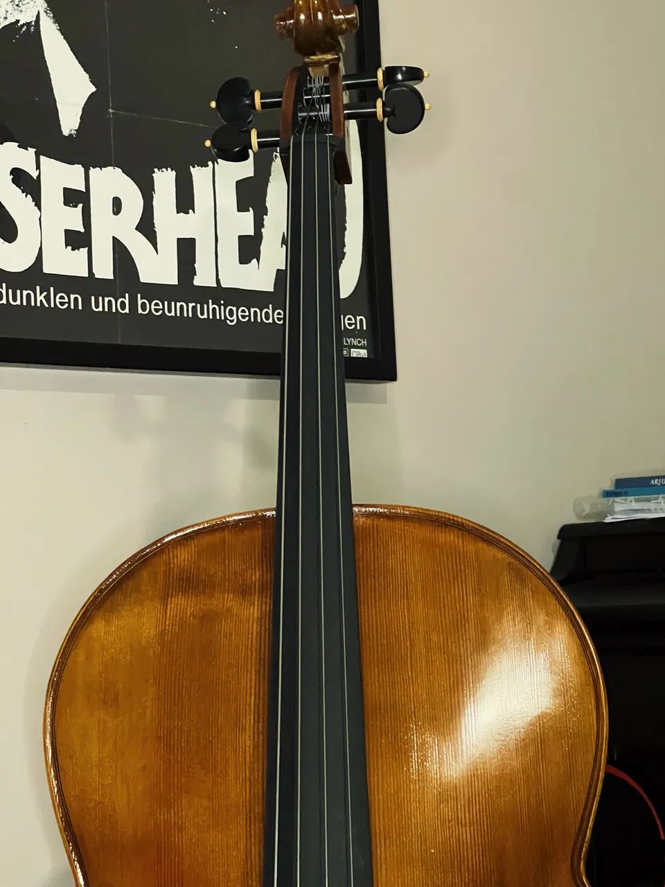 Violoncelo Profissional de Madeira Maciça  - Foto 2