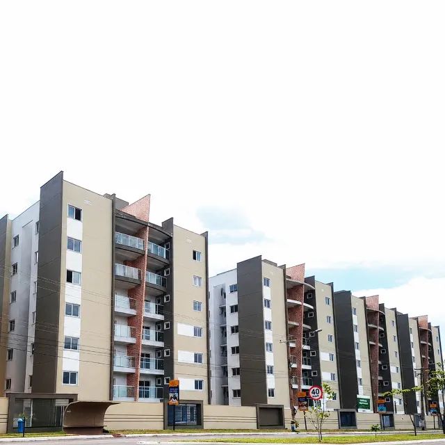 Apartamento com suíte, varanda gourmet e 2 vagas de garagem próximo à Praça dos Girassóis