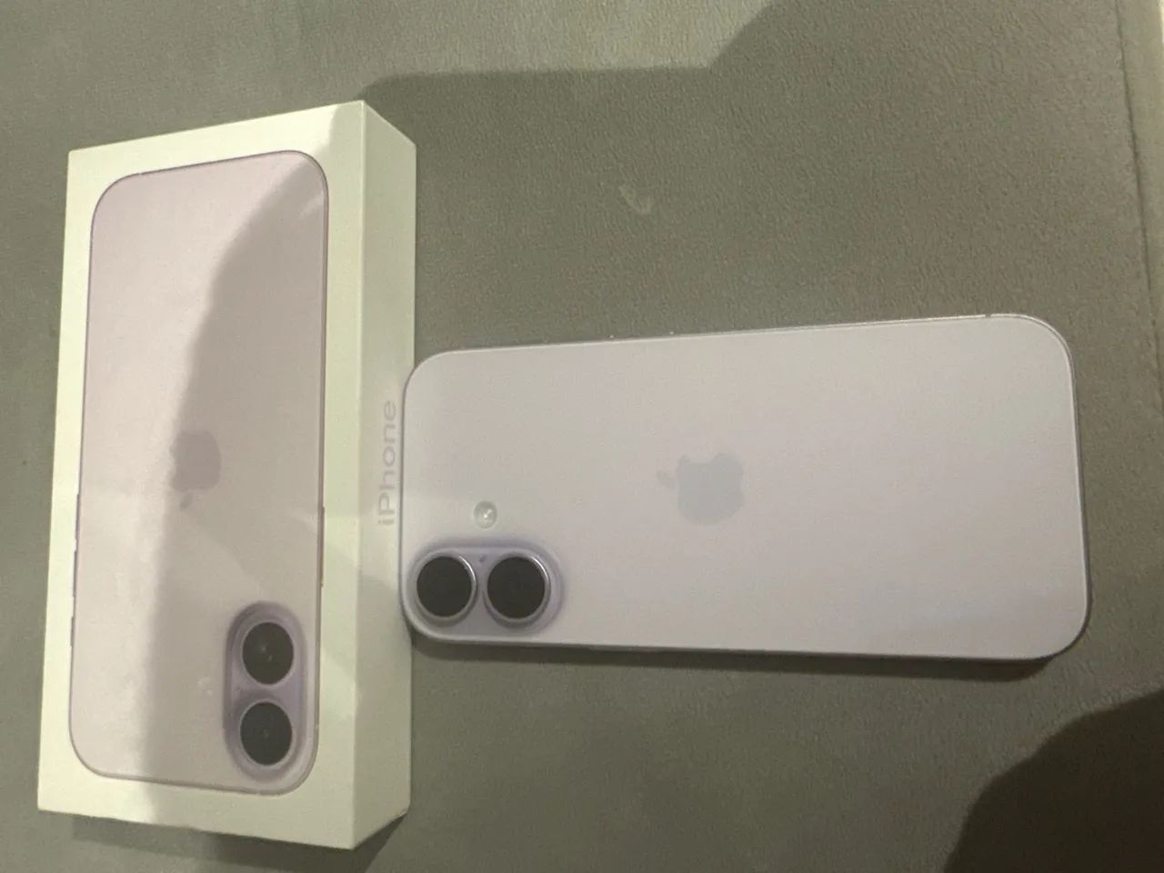 iPhone 17 512gb roxo