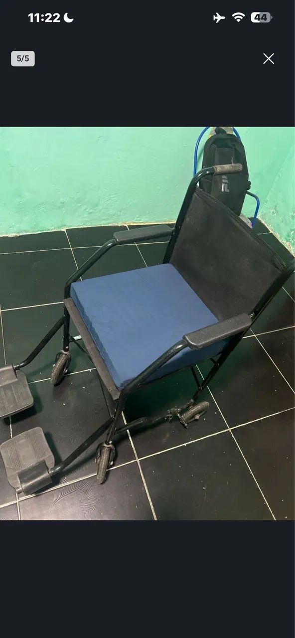 Cadeira de rodas seminova  - Foto 2
