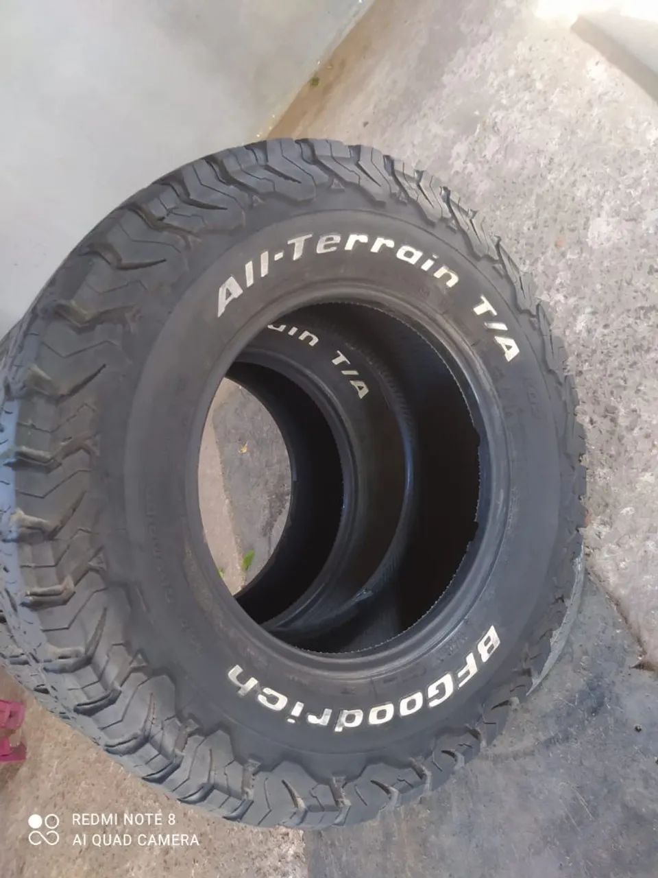 Vendo pneus 