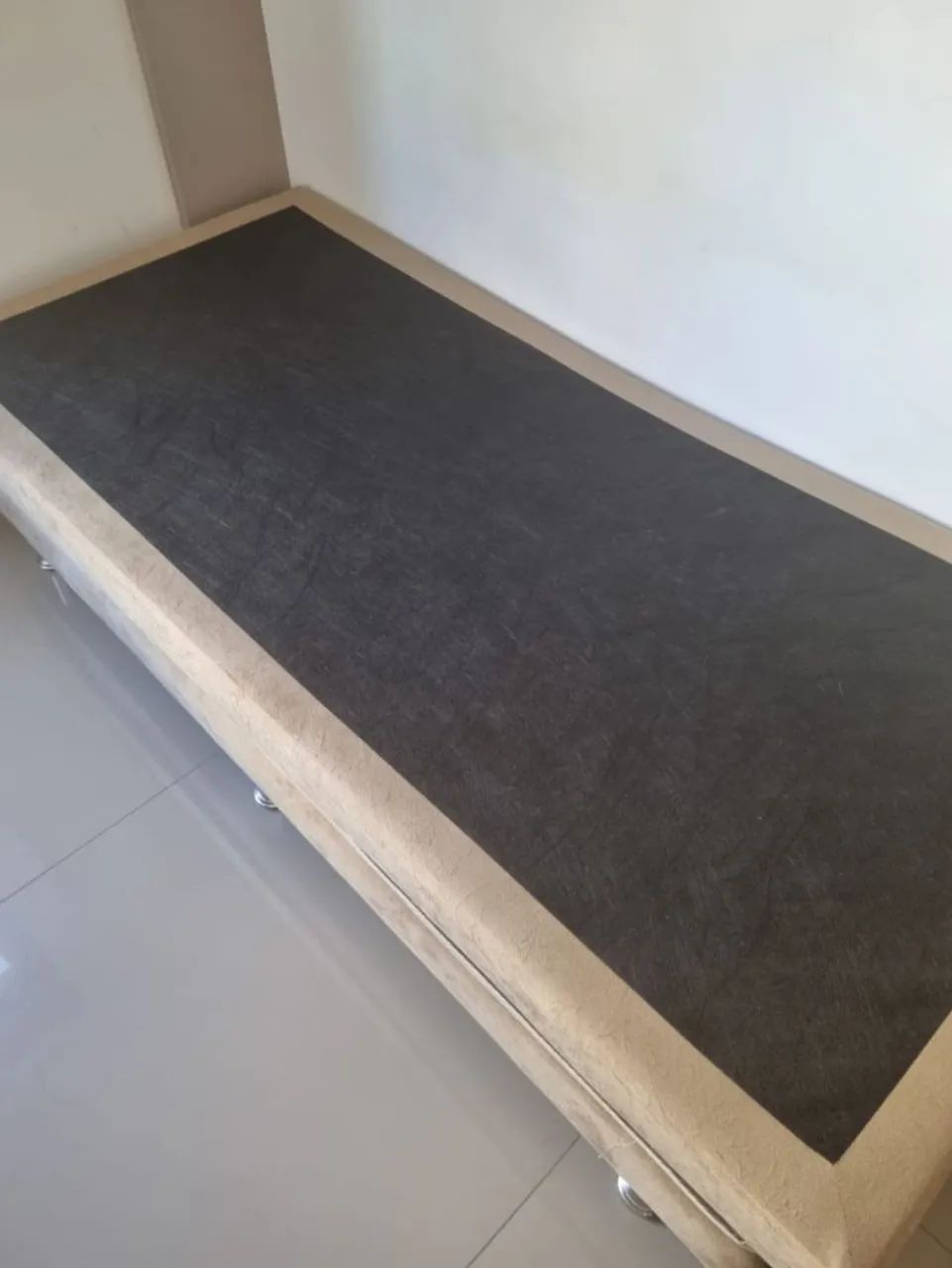 Vendo box solteiro com cama auxiliar 150,00 - Foto 2