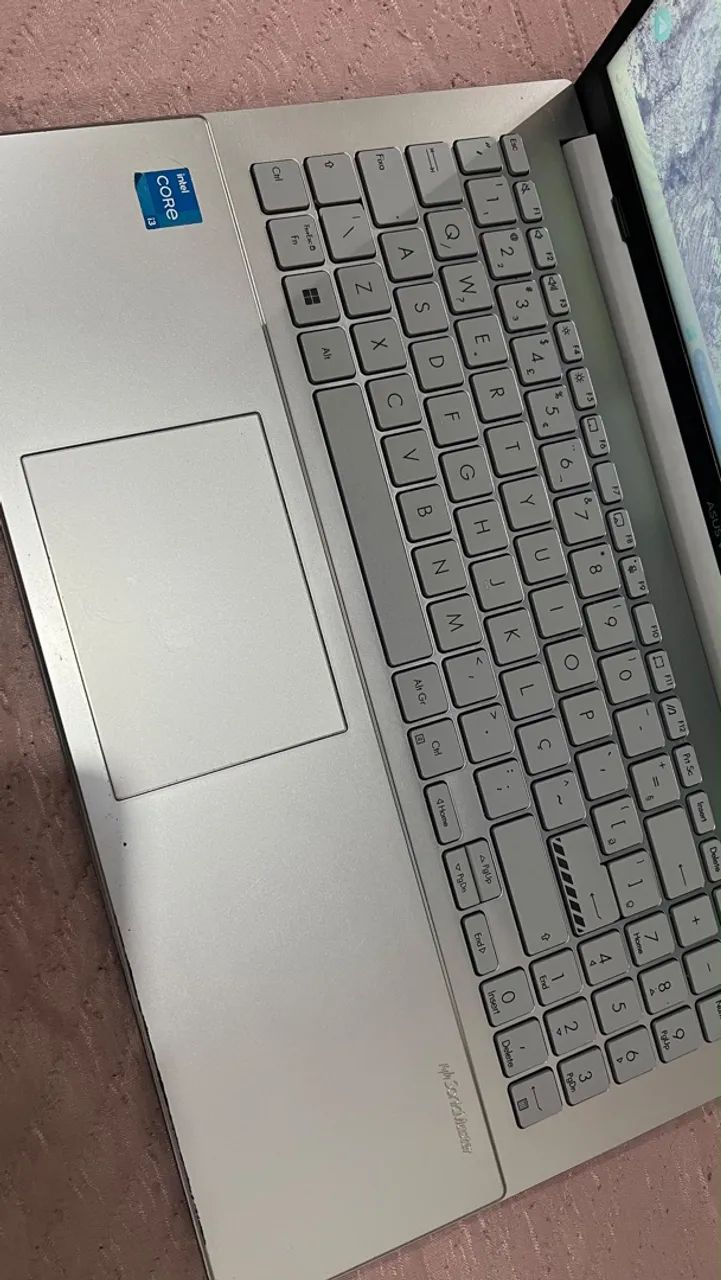 Notebook Asus vivobook I3 