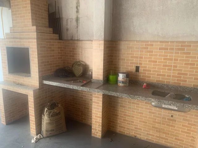 CASA ESPAÇOSA NO COHATRAC COM 5 QUARTOS, 2 SUÍTES E 378m² DE TERRENO - Foto 2