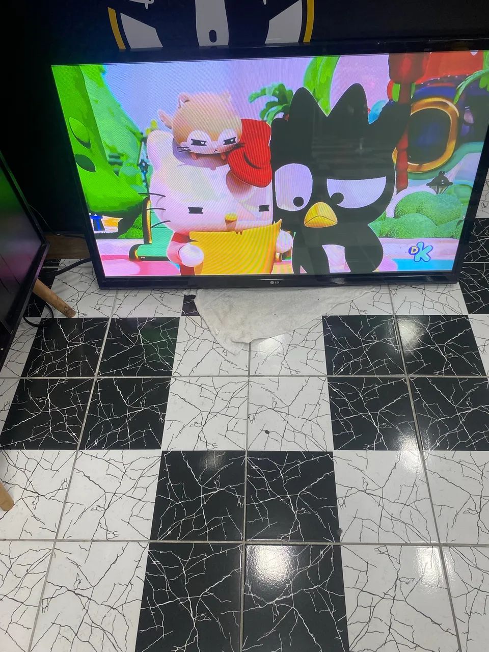 Televisão 65 polegadas não é smart - Foto 2