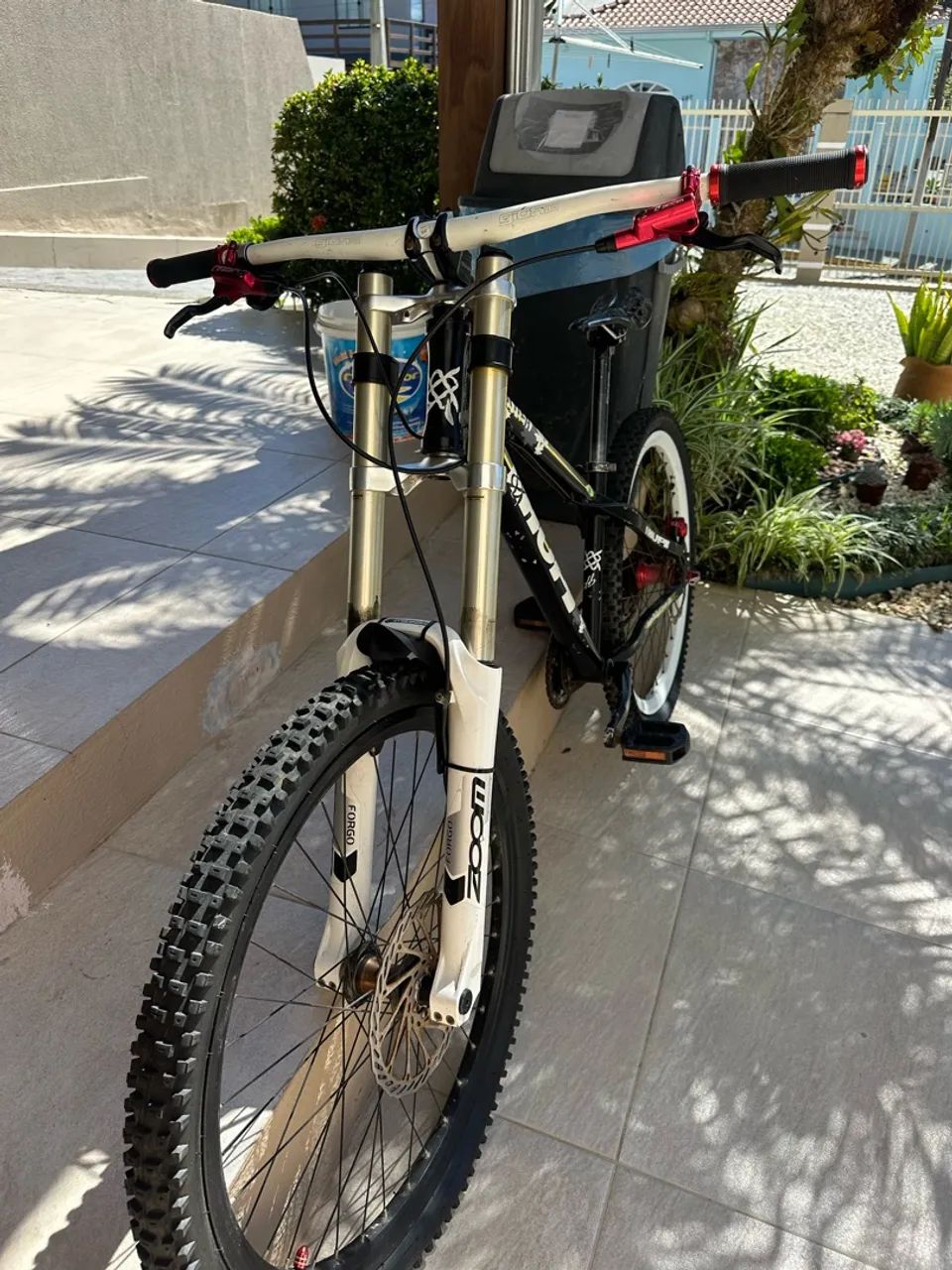 Hupi whistler