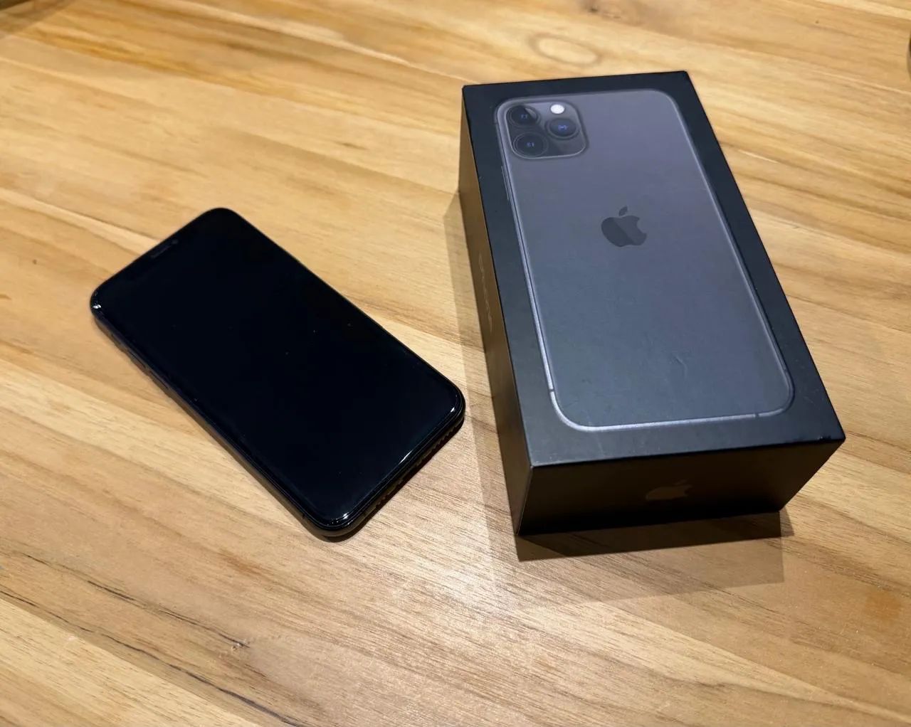 iPhone 11 Pro Cinza Espacial 64 GB - Celulares e Smartphones