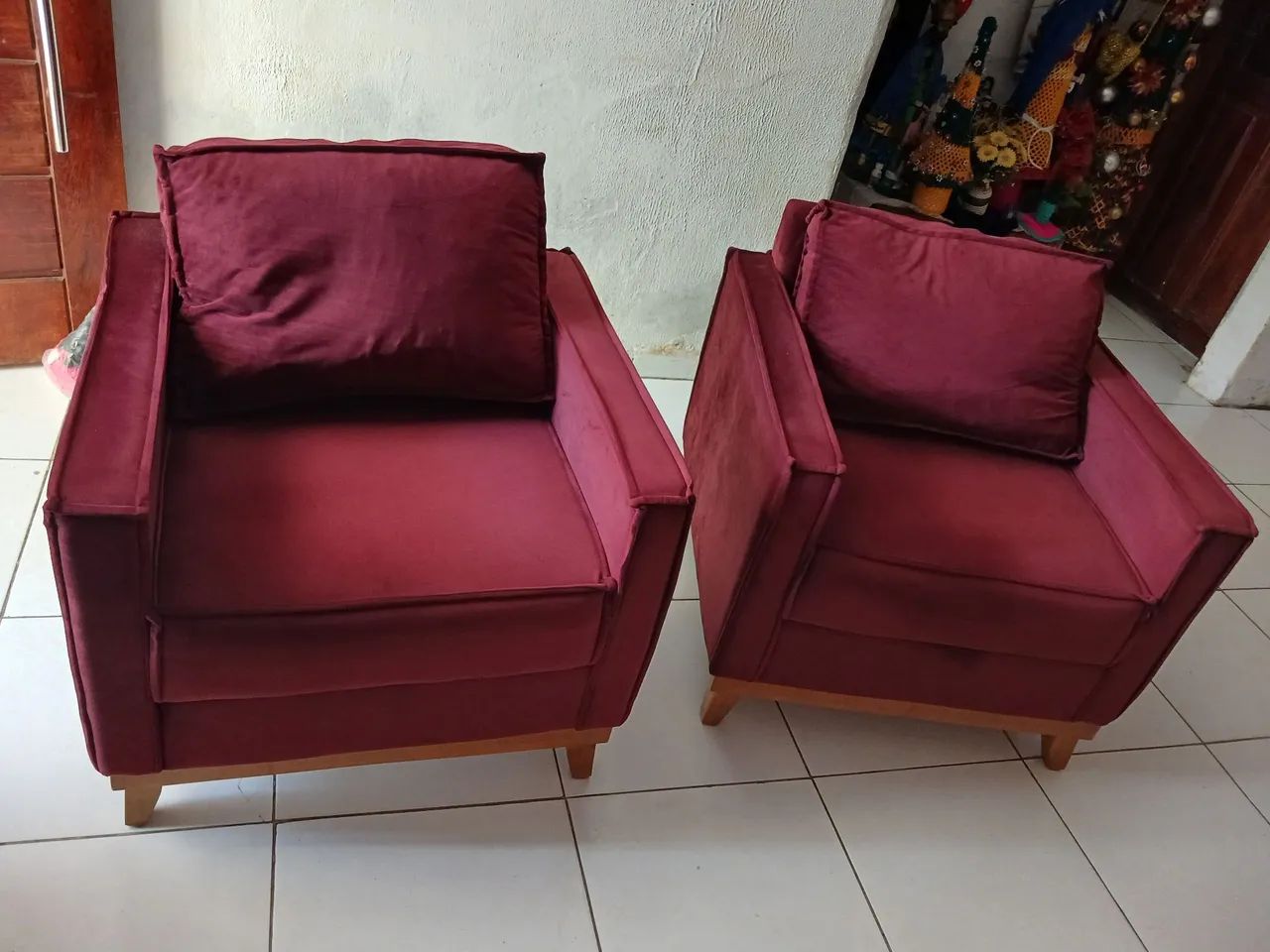 Sofá  03 lugares + 02 poltronas - Foto 2