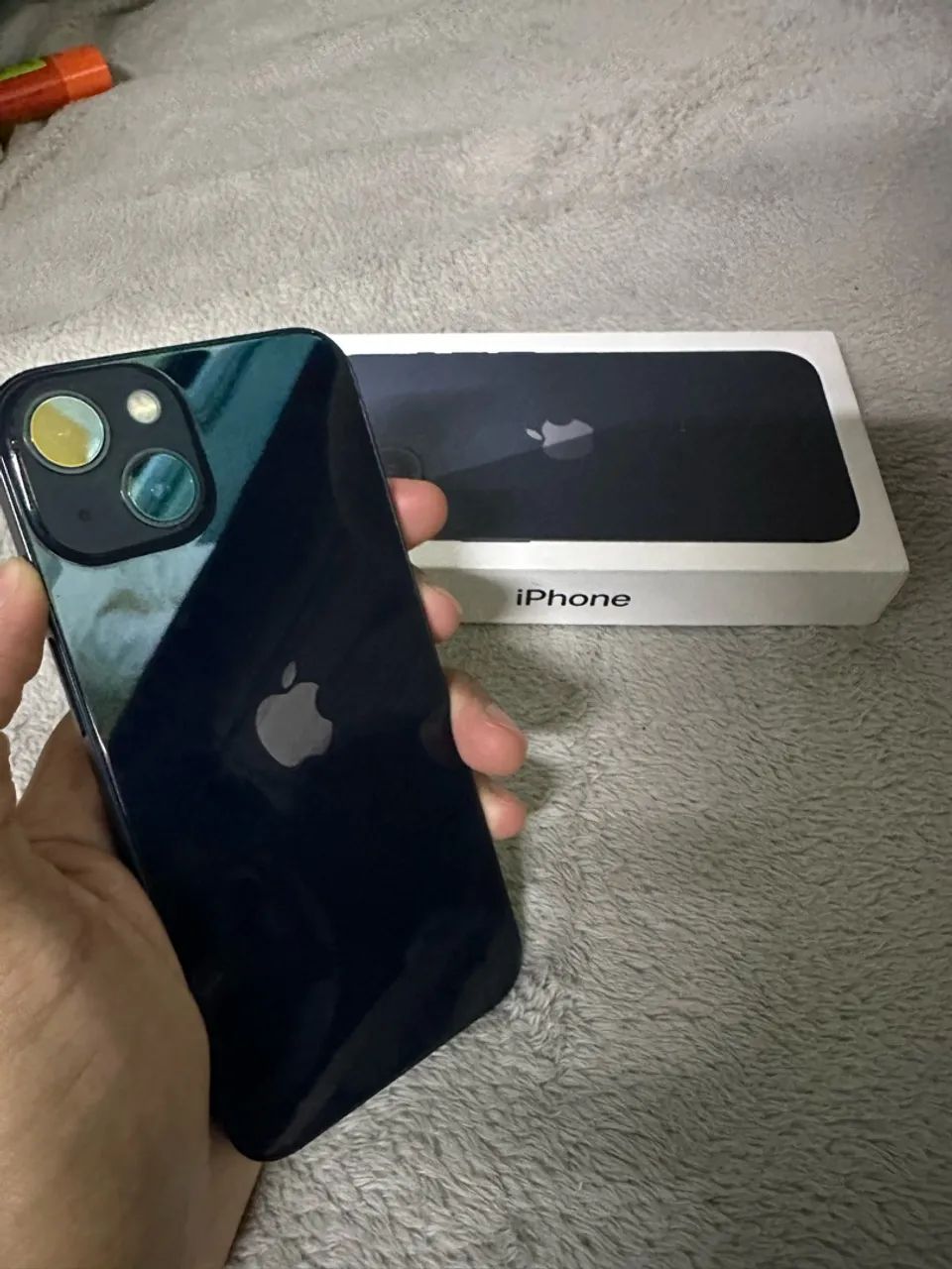 Vendo ou troco iPhone 13 - Foto 2