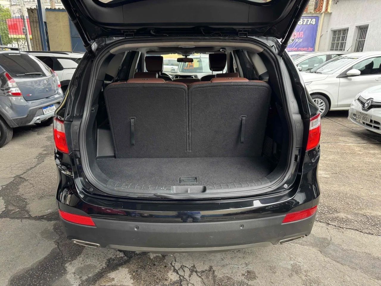 Hyundai Grand Santa Fe 3.3 V6 4X4 Tiptronic 2015 - Foto 9