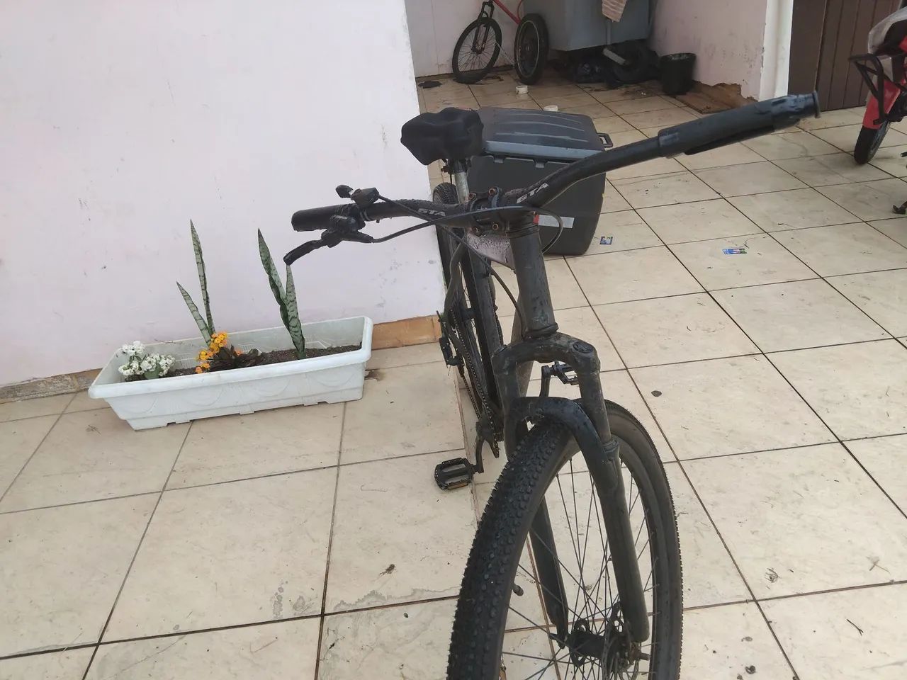 MTB ARO 29 - PRONTA PRA RODAR VENDO & TROCO! - Foto 5