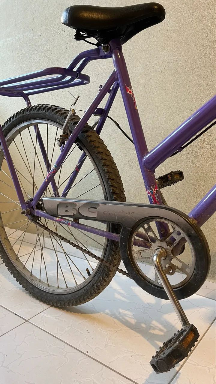 Bicicleta aro 26 seminova 