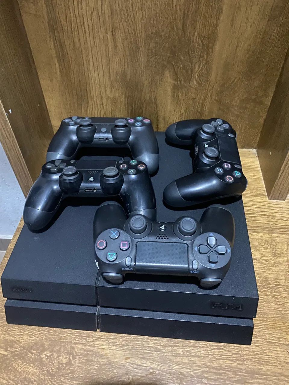 vende-se PS4 1tb - Foto 2