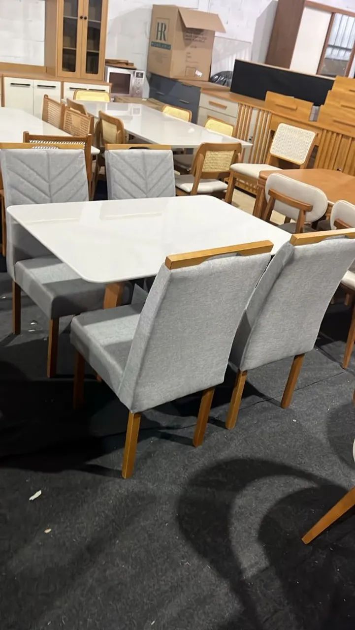 Mesa de Jantar elegante com 4 cadeiras  - Foto 2