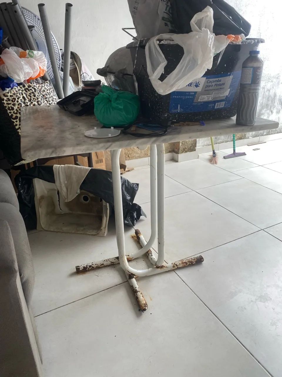 Mesa usada baratinha 