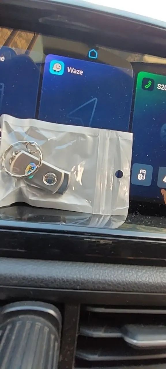 Pen drive 8 GB com chaveiro