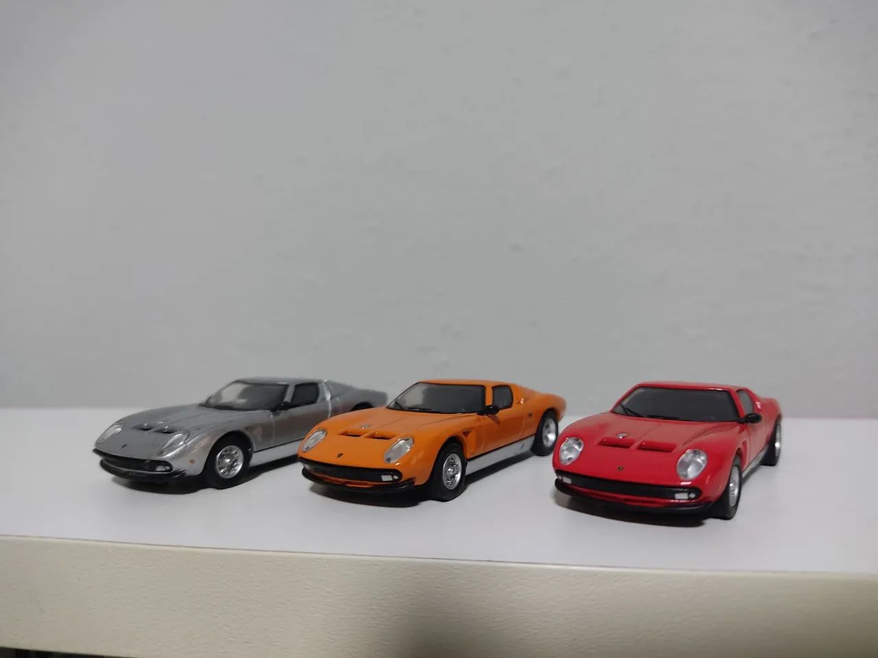 LOTE COM TRÊS LAMBORGHINI MIURA JOTA 