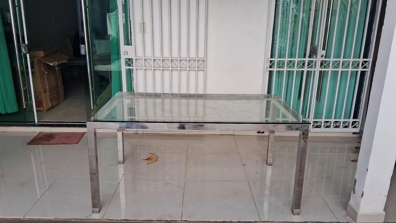 MESA VIDRO E INOXIDÁVEL 