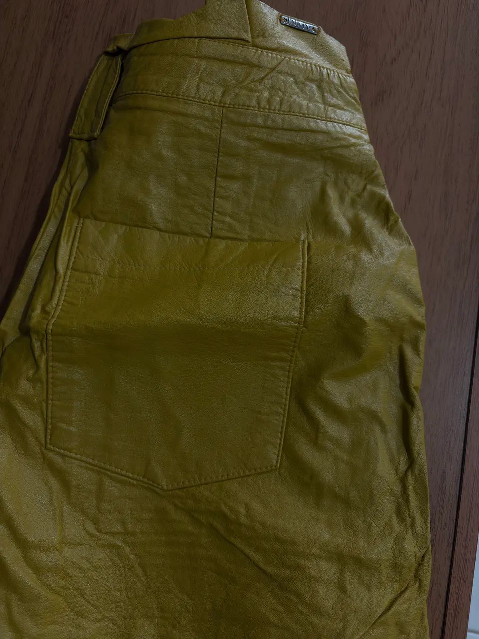 Short de napa mostarda 