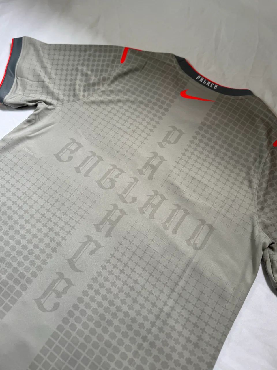 Palace x England x Nike Camiseta Dri-Fit Academy Pro Football