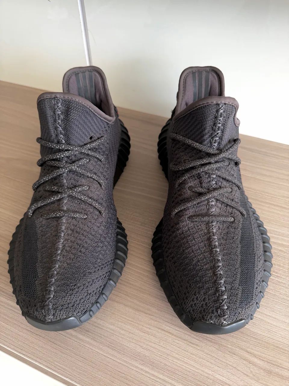 Yeezy Boost 350 V2 Triple Black - Foto 3