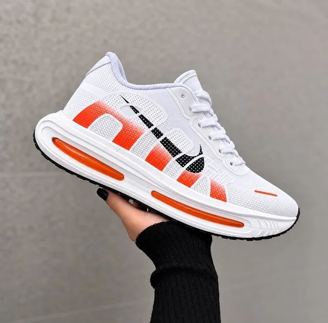 TÊNIS NIKE VOMERO PLUS BASIC MASCULINO - PRIMEIRA LINHA