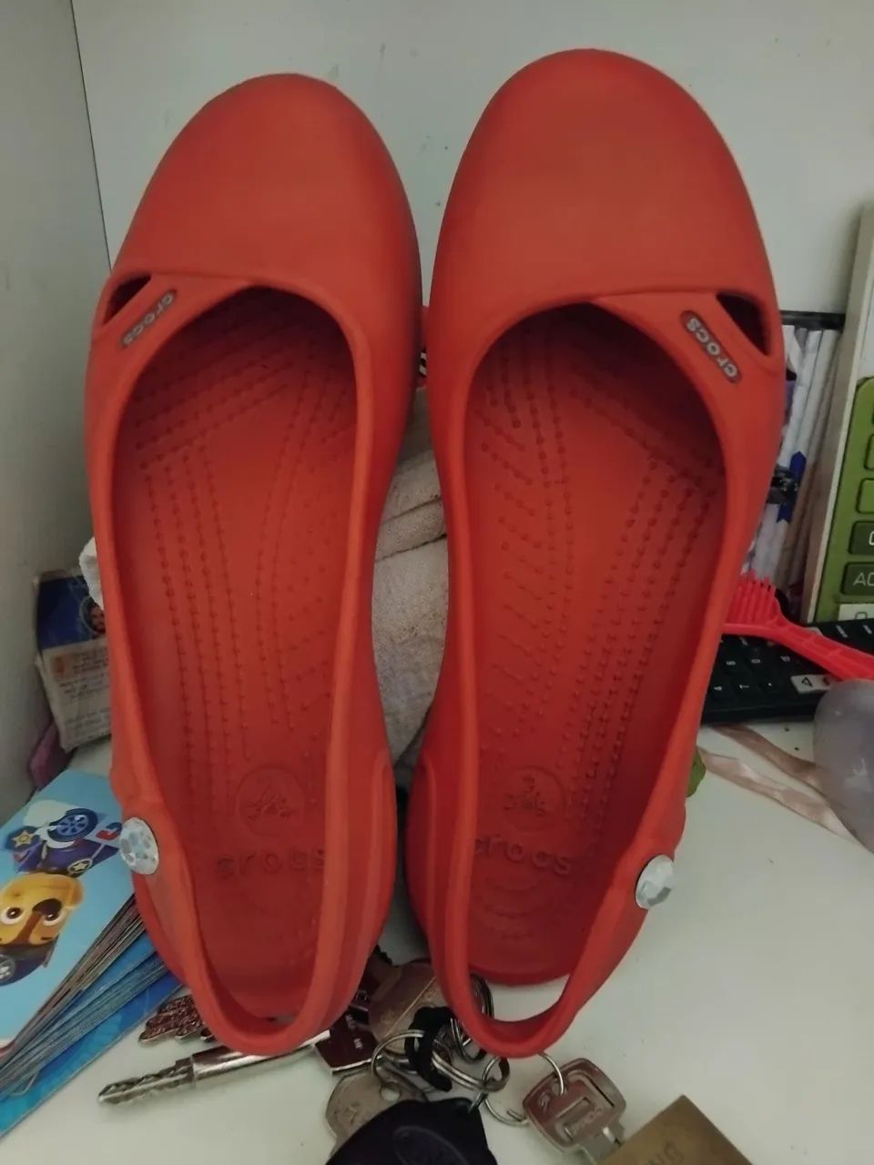 Sapatilha Crocs. N36