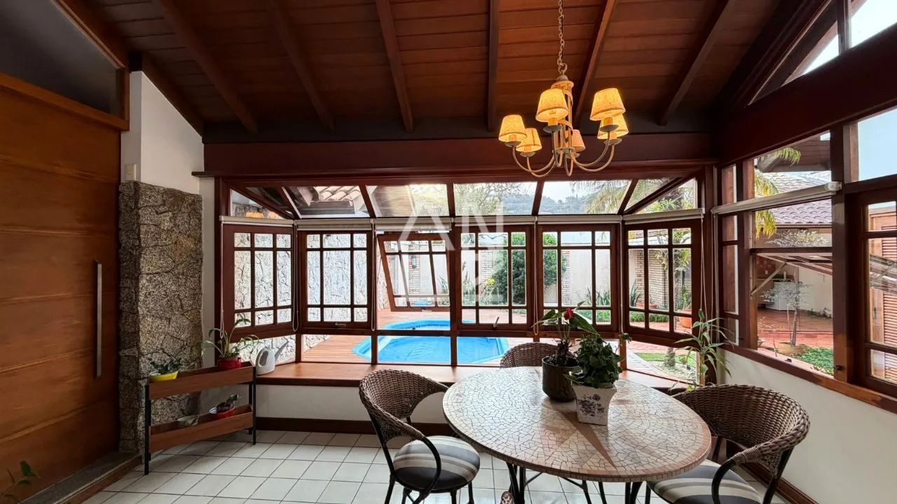 Linda casa localizada na Lagoa da Conceição! - Foto 4