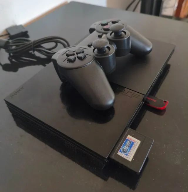 PS2 Slim em ótimo estado vários jogos 