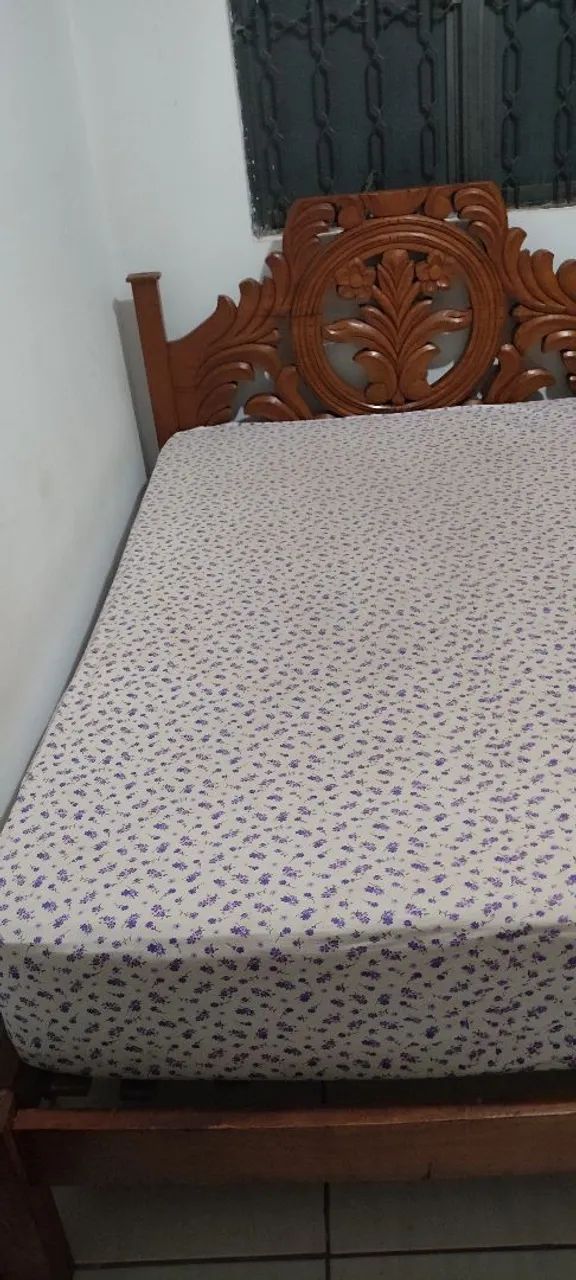 Cama madeira maciça entalhada - Foto 2