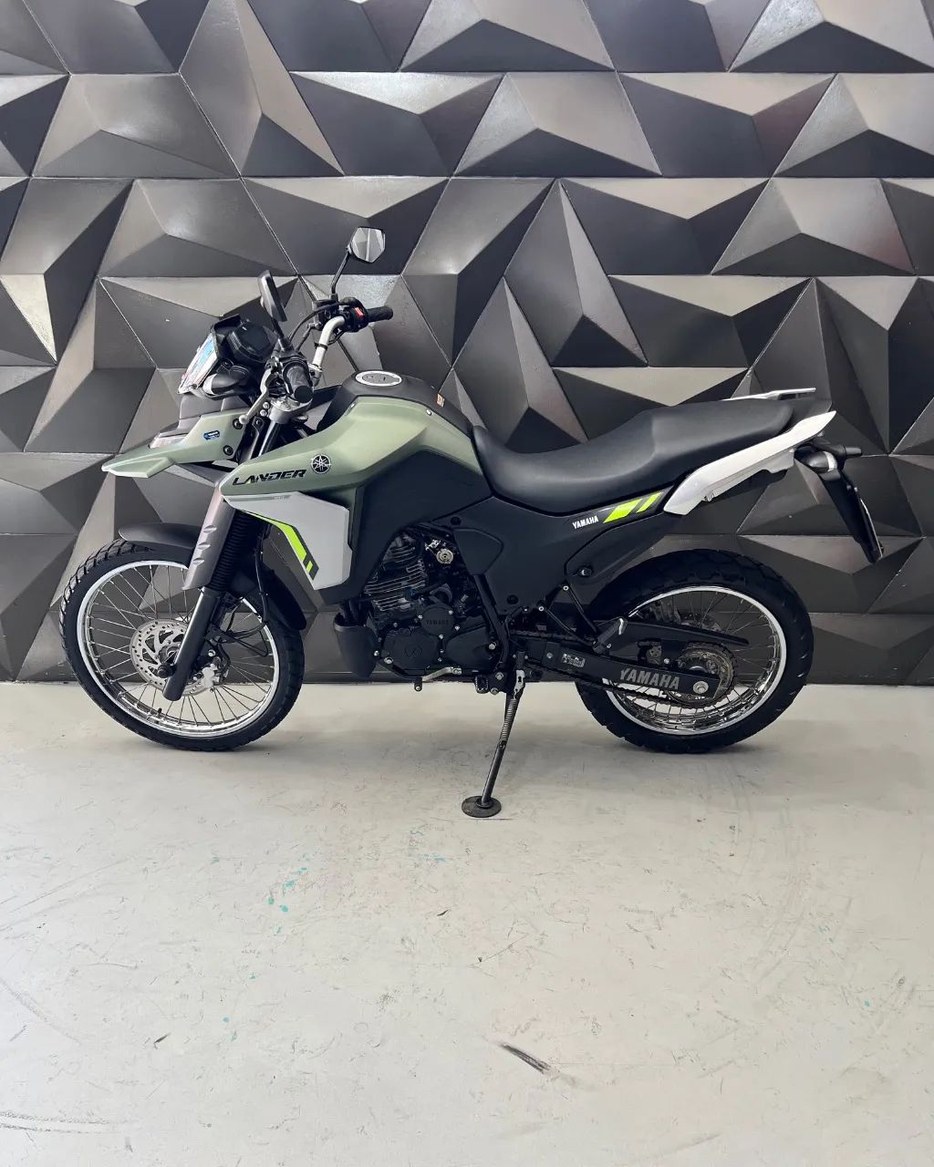 XTZ 250 LANDER CONNECTED - Foto 5