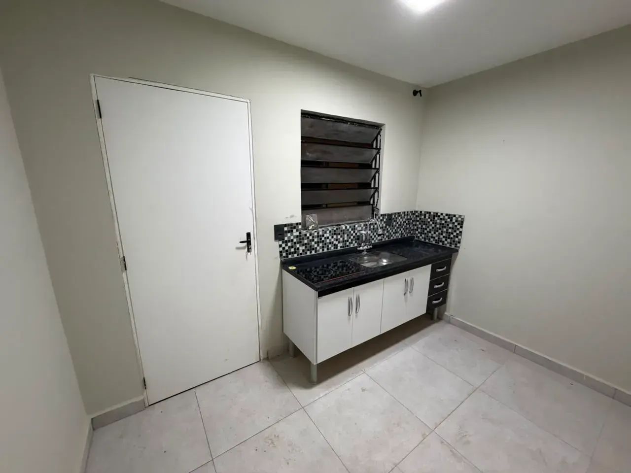 Apartamento com 1 Quartos para alugar, 28m² - Bom Retiro