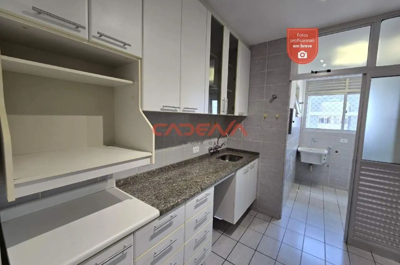 Apartamento com 3 quartos e 2 vagas para aluguel no Cabral - Foto 3