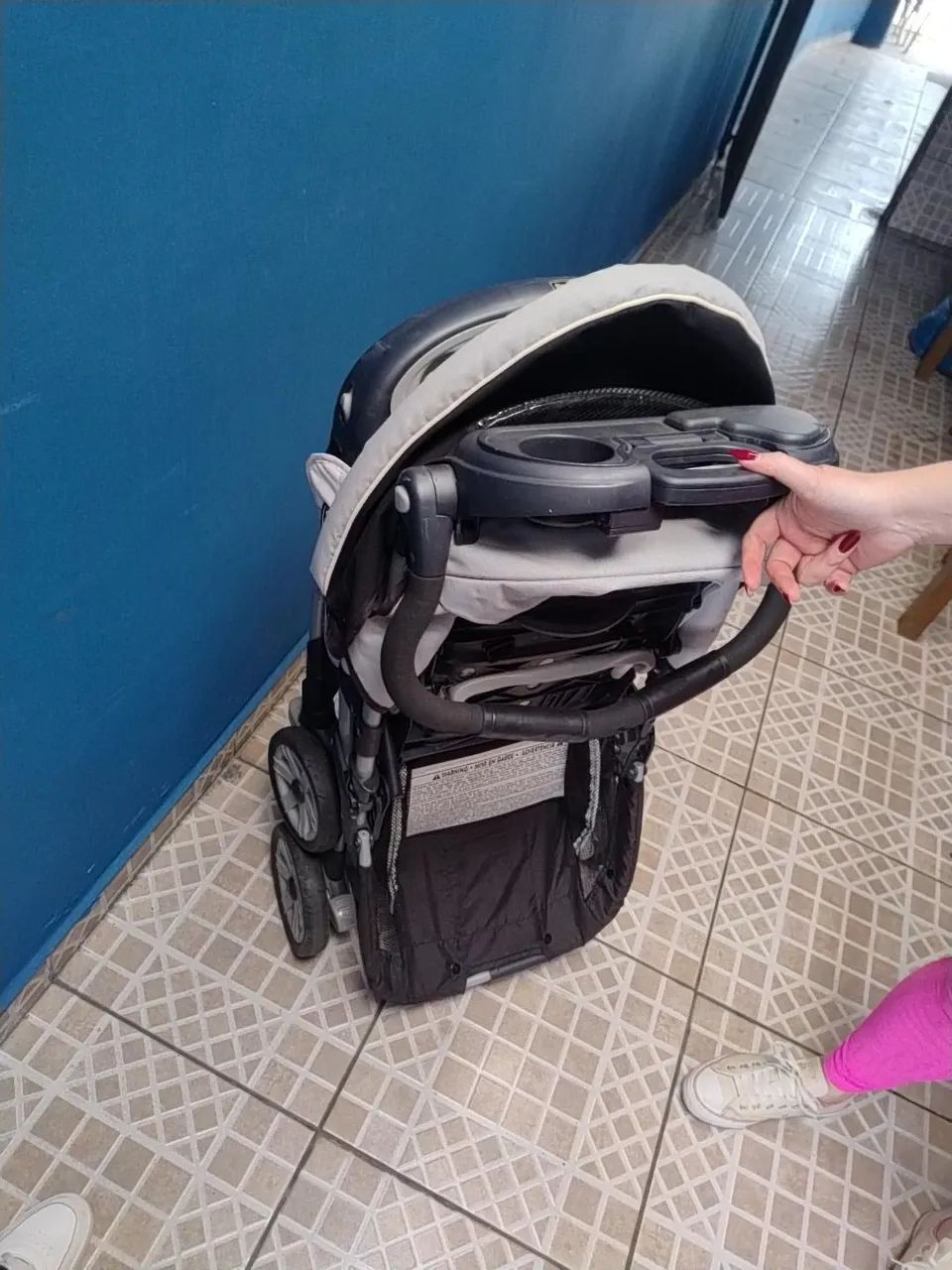 Carrinho de bebe Chicco modelo grande  - Foto 2