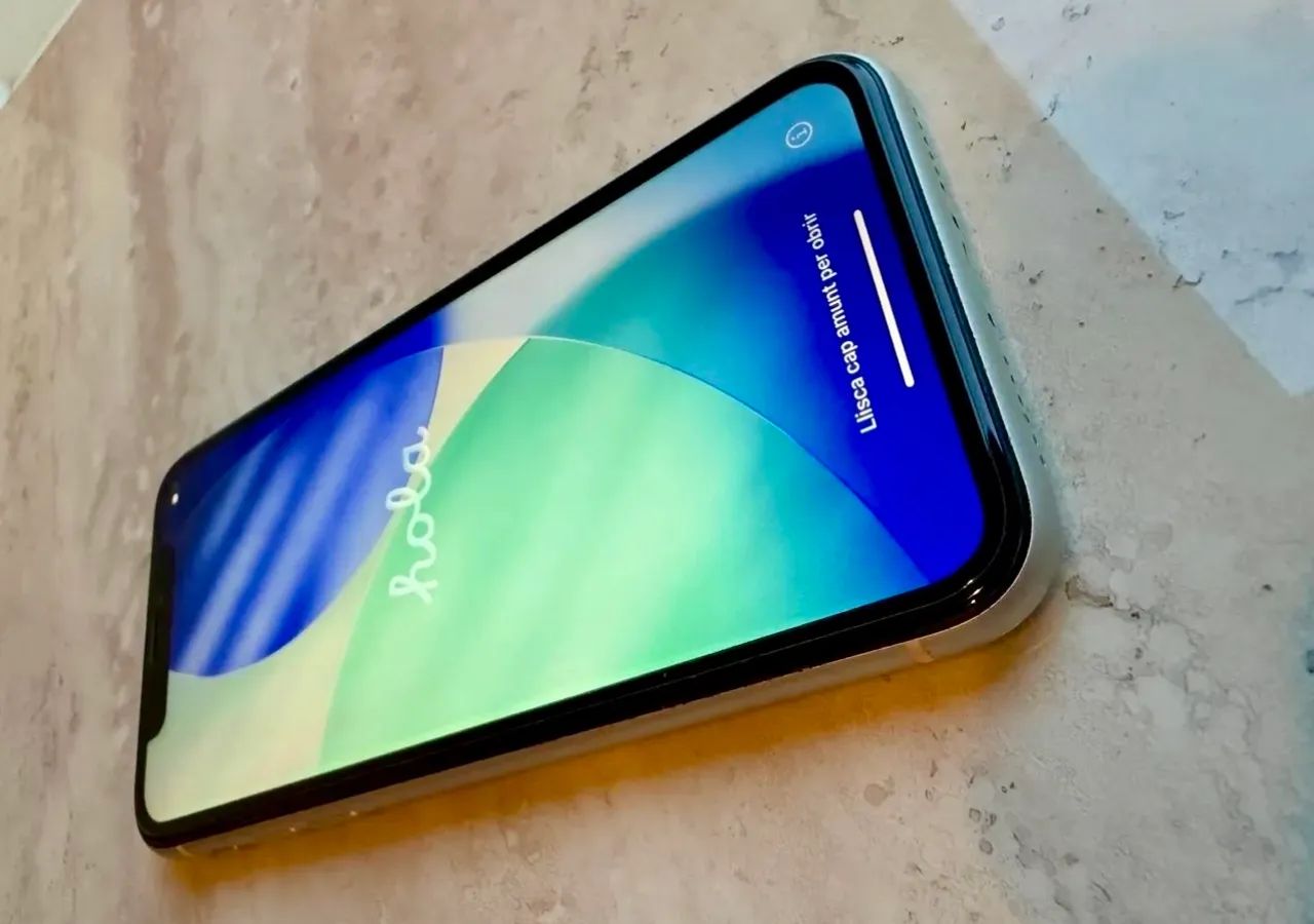 iPhone 11 (128G) - Foto 2