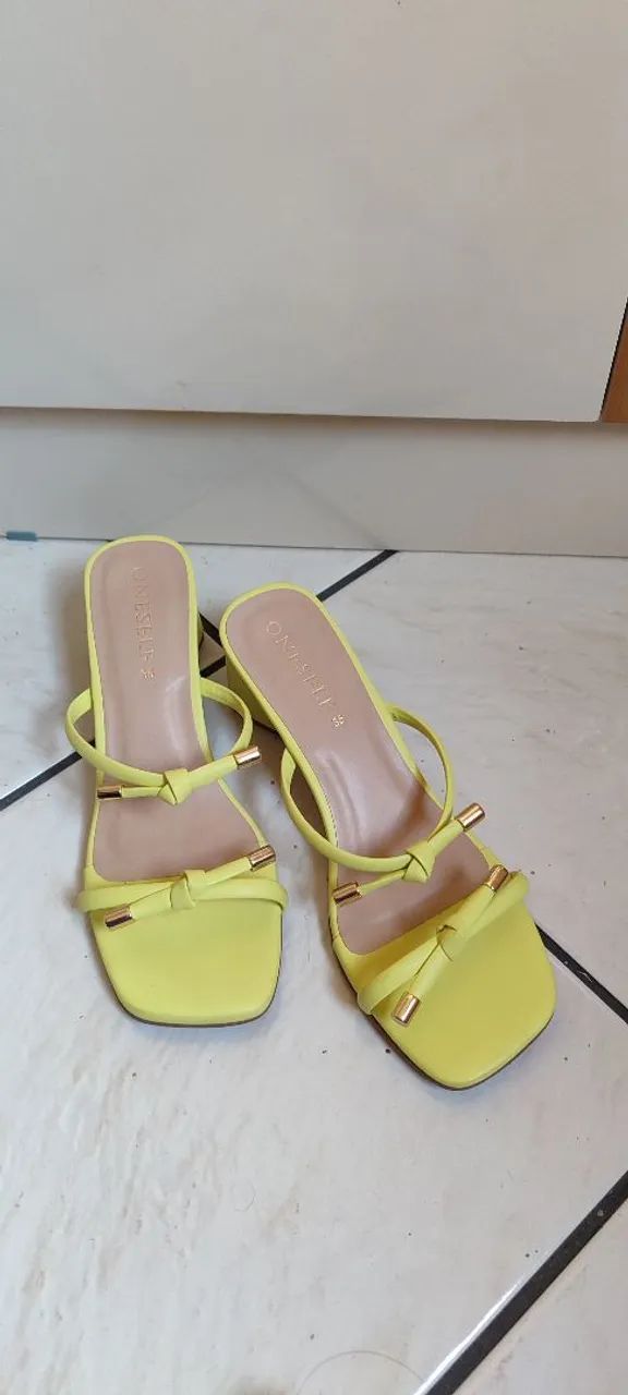 Sandália moderna, elegante Tam 35